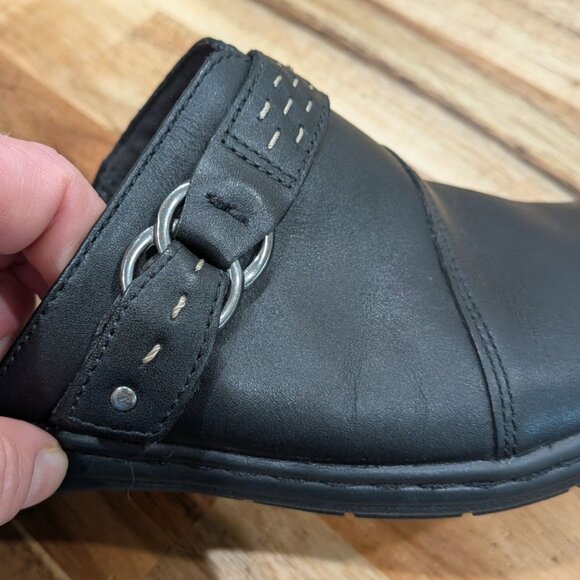 Clarks Collection Leisa Sadie Black Leather Mule Size 7.5 Comfort Slip On Career - Picture 9 of 9